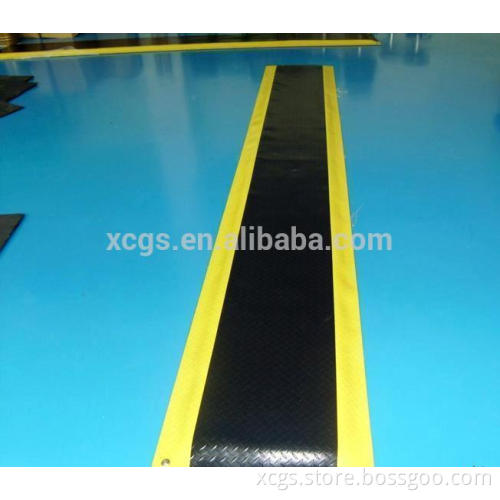 High quality black and yellow durable anti fatigue floor mat